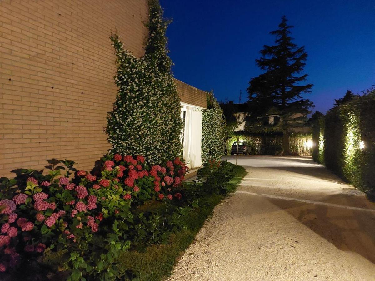 Bed and Breakfast Aura Relais Нумана Экстерьер фото